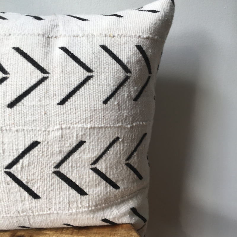 WHITE LARGE ARROW Pillow Cover