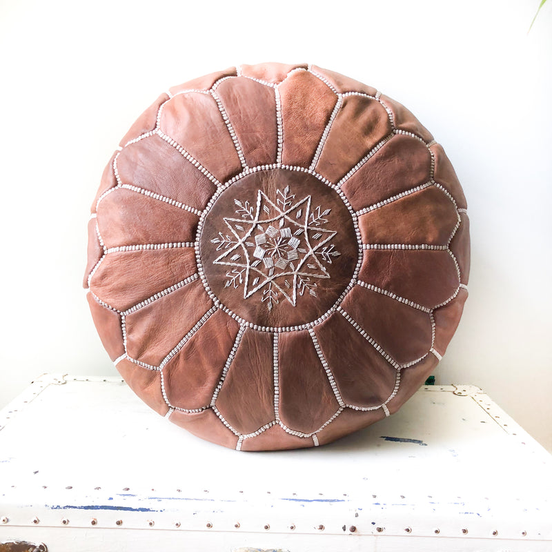 Fill Leather Pouf From Marrakesh With cloth and polyester ball