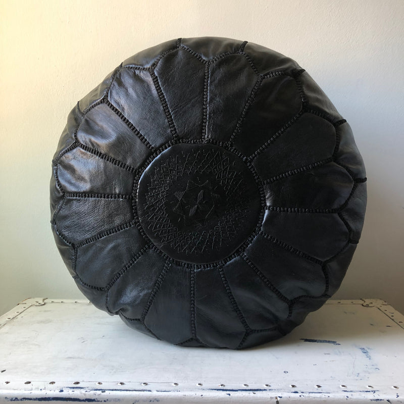 ROUND BLACK LEATHER EMBROIDERED POUF