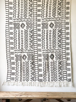 Black & White Mudcloth Throw Blanket with Tassels
